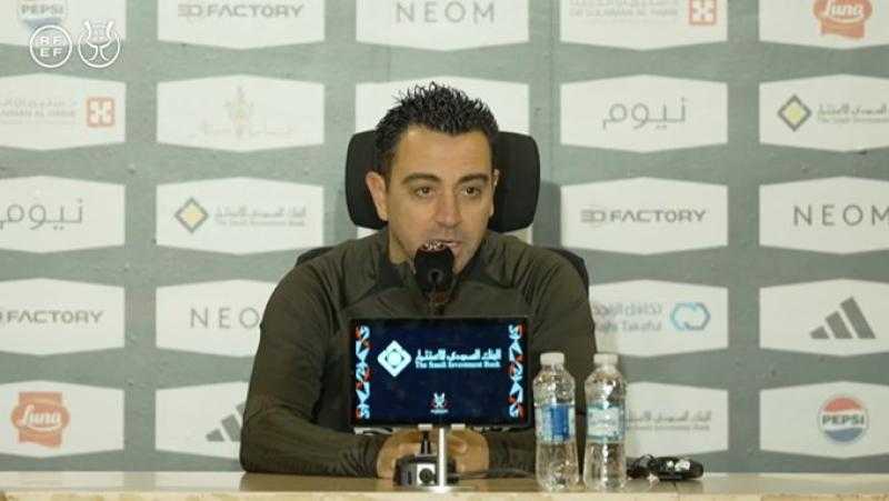 تعليق ناري من تشافي على منافسة برشلونة مع ريال مدريد على لقب الدوري الإسباني