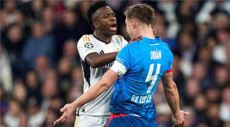 بسبب فينيسيوس.. لايبزيج يسخر من حكم مباراته أمام ريال مدريد