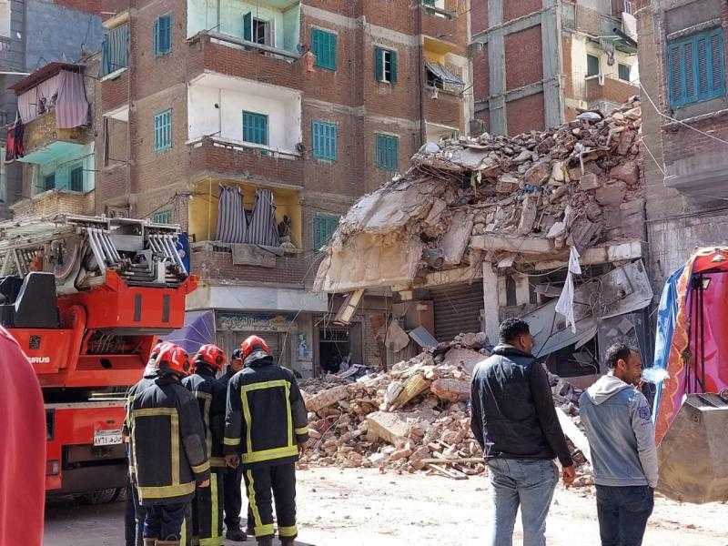 ارتفاع ضحايا عقار الإسكندرية  المنهار لـ 3جثث و4 مصابين