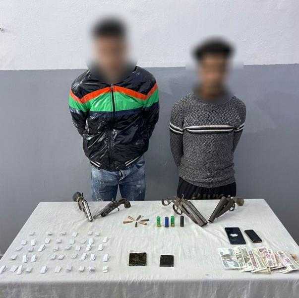 ضبط 6 تجار مخدرات بحوزتهم كميات من الحشيش والهيروين وأسلحة نارية l صور