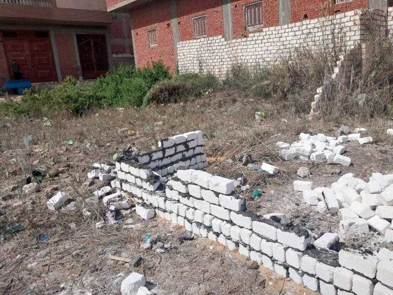 تنفيذ حالة إزالة لتعد بالبناء المخالف بمركز ومدينة القنطرة غرب بالإسماعيلية