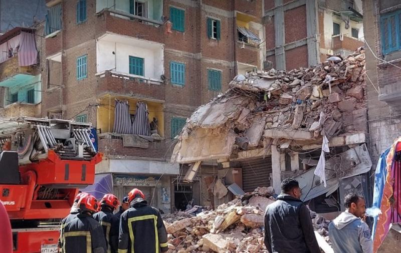 انهيار عقار الورديان في الإسكندرية