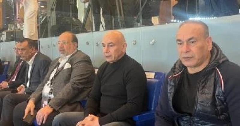 حسام وإبراهيم حسن يحضران مباراة نهائي كأس مصر بين الأهلي والزمالك