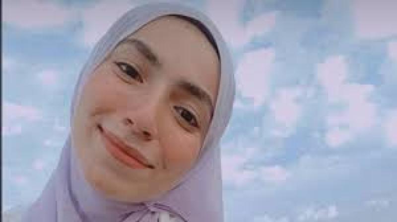 طالبة جامعة العريش نيرة الزغبى