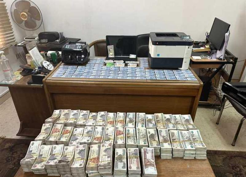 تفاصيل جديدة فى  رشوة وزارة التضامن 