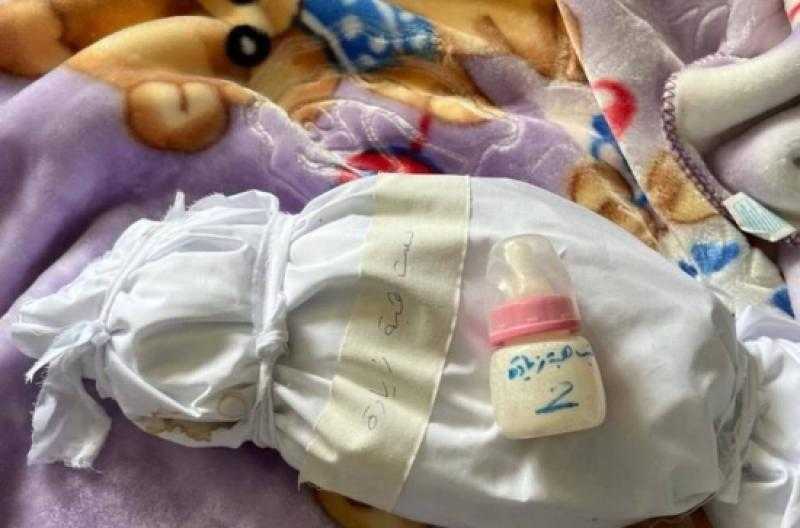 استشهاد طفلة بعمر شهرين في مستشفى كمال عدوان بسبب الجفاف