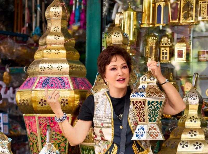 بالفيديو والصور.. لبلبة تهنئ جمهورها بمناسبة رمضان