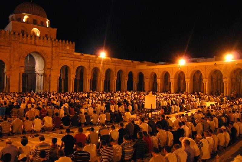 فضل صلاة التراويح وقيام الليل.. 10 لا تفوتك
