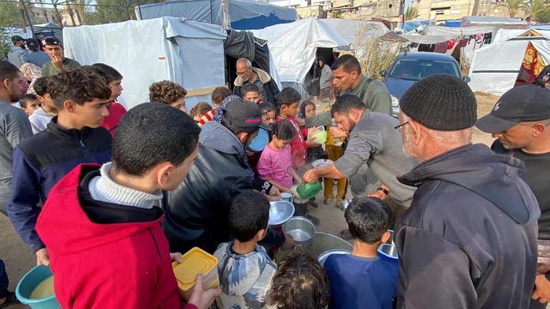 الأونروا تناشد العالم بضرورة وصول الطعام إلى غزة في شهر رمضان