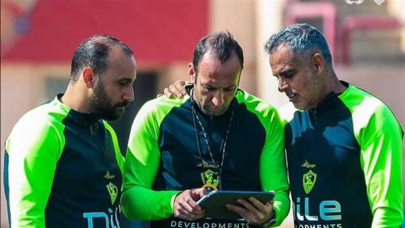 جلسة خاصة بين جوميز وعبد الواحد السيد في الزمالك