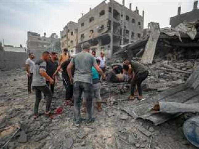 انتشال 17 شهيدا بمدينة حمد جنوب قطاع غزة