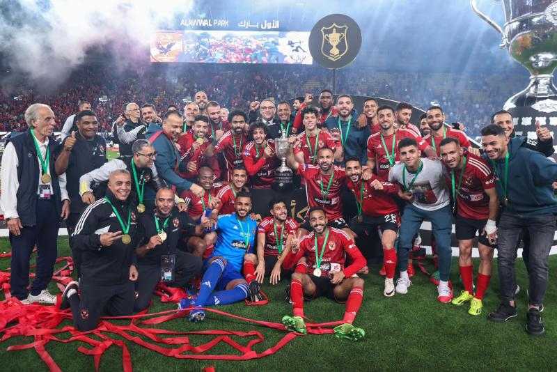 الأهلي يصرف مكافأة خاصة لـ اللاعبين بعد الفوز بكأس مصر أمام الزمالك