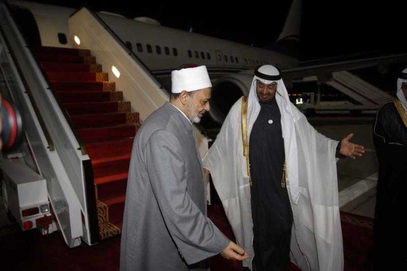 رئيس الإمارات وشيخ الأزهر يؤكدان ضرورة وصول المساعدات إلى قطاع غزة