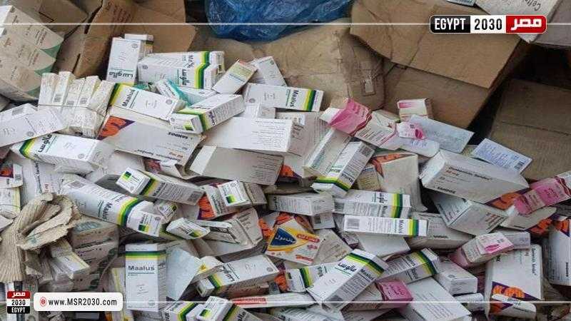 محاكمة 45 متهمًا في قضية تهريب الأدوية الكبرى.. بعد قليل