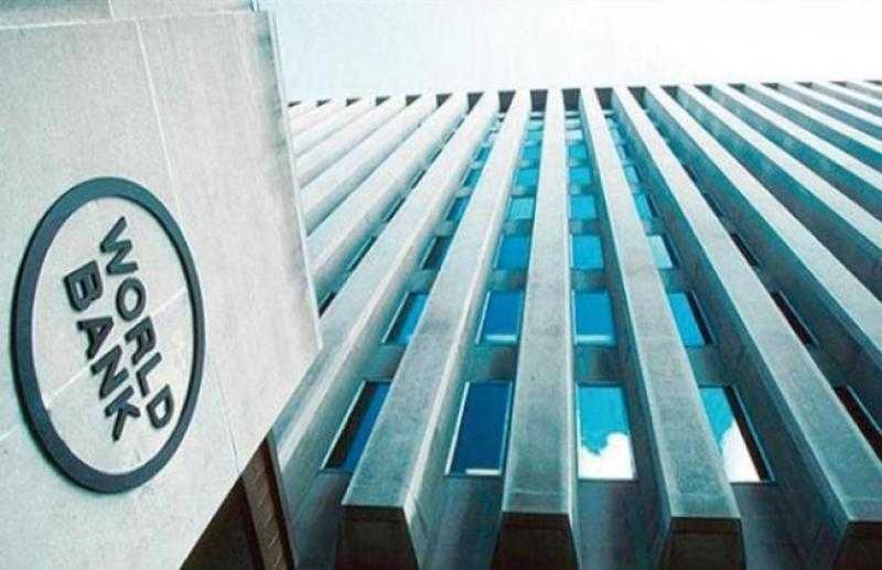أستاذ تمويل: البنك الدولي يساند هذه القطاعات.. «فيديو»