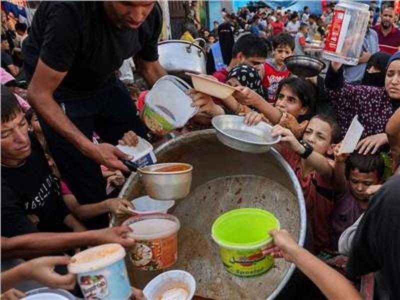 تحذير صارم من برنامج الأغذية العالمي بشأن عدم دخول مساعدات لغزة