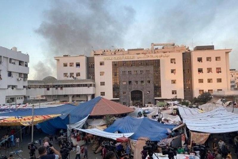 الصحة الفلسطينية: المرضى والطواقم الطبية بمجمع الشفاء يواصلون الصيام لليوم الثاني بدون إفطار