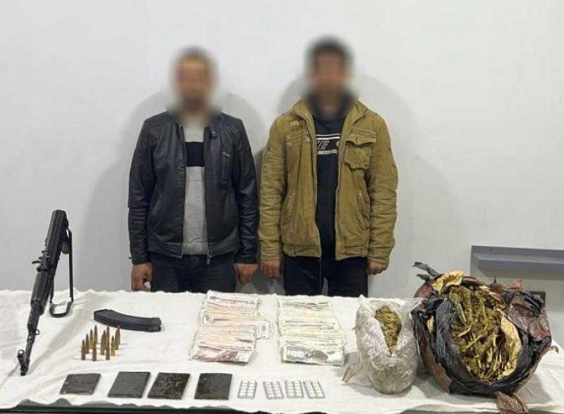 سقوط 8 عاطلين و3 سيدات لتجارة المخدرات في الجيزة والمنوفية والشرقية l صور