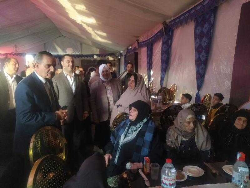 محافظ كفرالشيخ يشهد فعاليات الإفطار الجماعي للمسنين