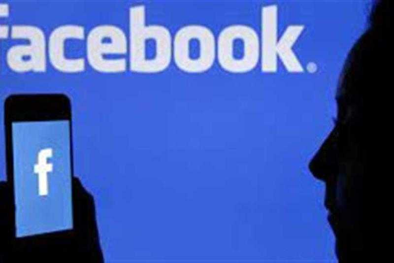 التحقيق مع متهمين بسرقة حسابات ”فيس بوك” وابتزاز أصحابها بالإسكندرية