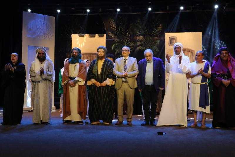 البسيوني يفتتح أولى ليالي عرض الدر المكنون على مسرح السامر