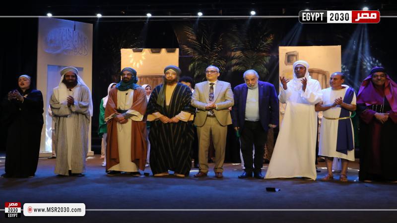 عرض الدر المكنون على مسرح السامر