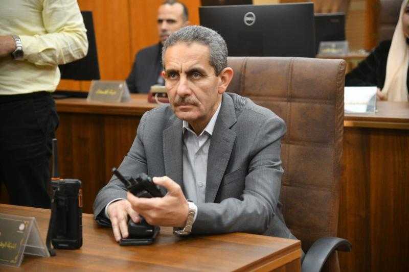 محافظ الغربية يتابع الموقف التنفيذي لمحطة البيض وتطوير عمارات الأوقاف بالعجيزي