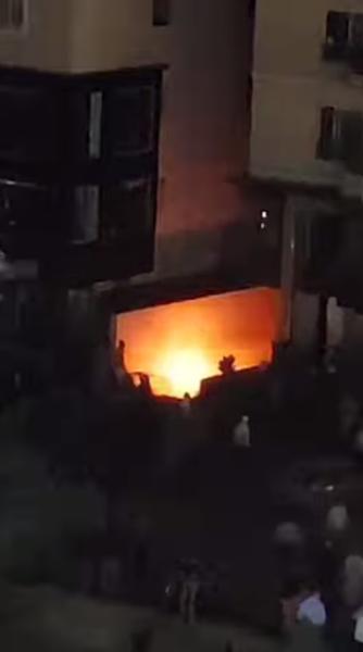 حريق  داخل  عقار شيخ الكبابجي بميدان الواحة في مدينة نصر