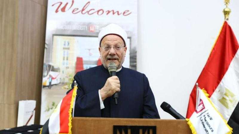 في 35 موضعًا.. المفتي: الرسول احتفى بمصر