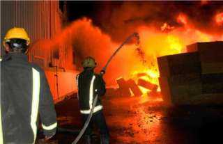 إصابة شخصين في حريق شركة ”بتروجاس” بالقطامية