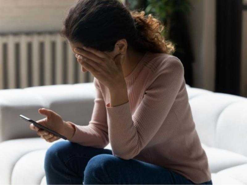 السجن 5 سنوات لمتهم بإرسال صور مخلة لمعلمة بقنا