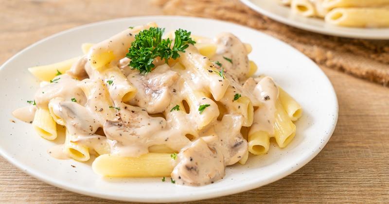 مكرونة بالوايت صوص 