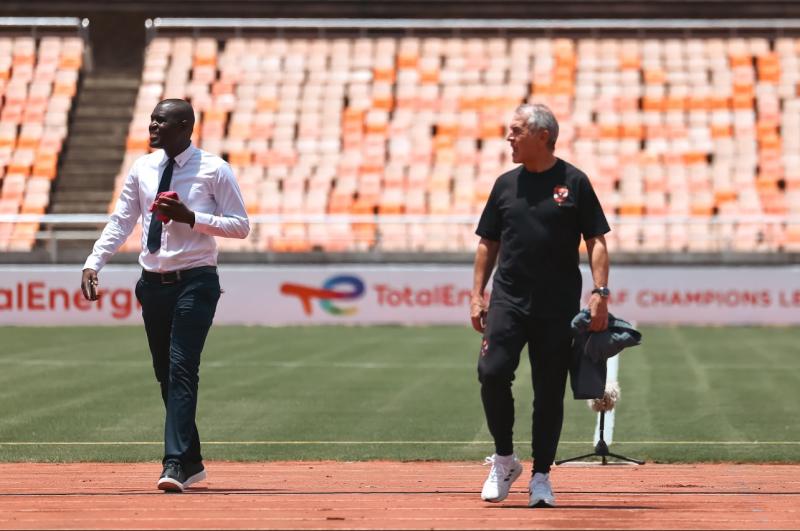 كولر يعاين ملعب «بنجامين مكابا» قبل مباراة سيمبا غدًا