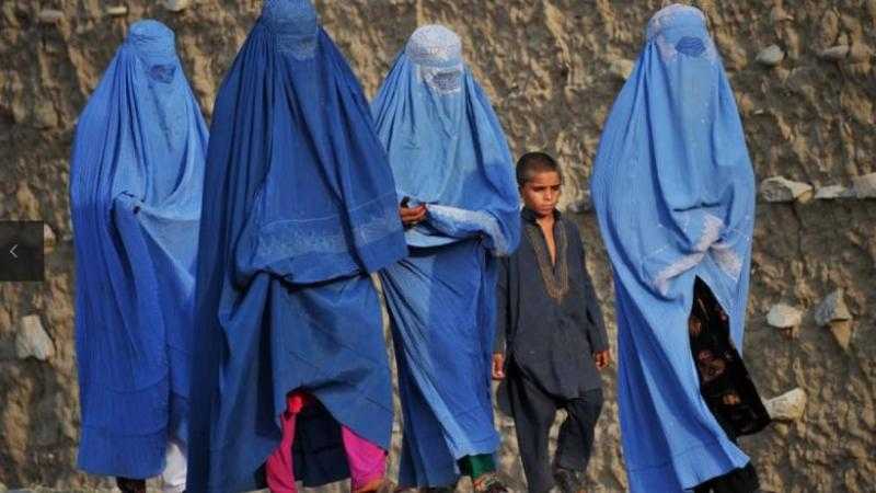 «رجم النساء حتى الموت».. طالبان تُعيد أفغانستان لعصور الجاهلية