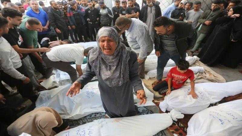 «بينهم أطفال ونساء».. استشهاد 20 فلسطيني جراء قصف إسرائيلي في شرق غزة