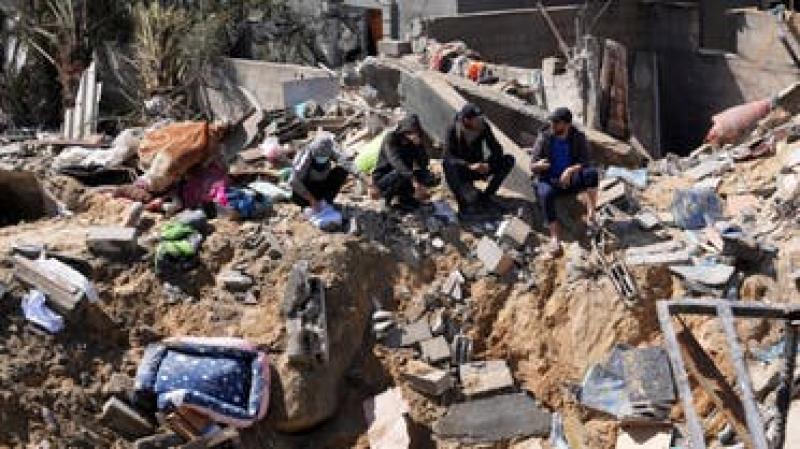 عمال إغاثة في غزة