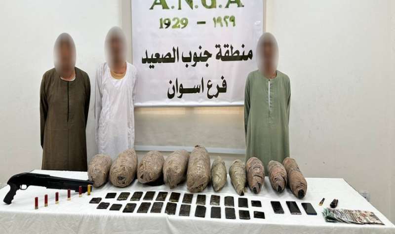 ضبط تجار مخدرات 