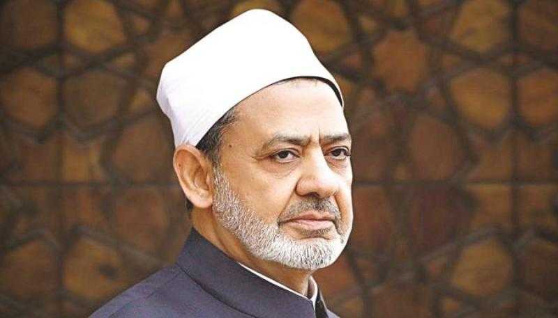 شيخ الأزهر يوضح معنى ”الضار النافع”