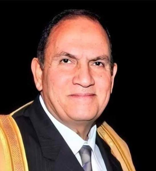الدكتور أحمد نعينع