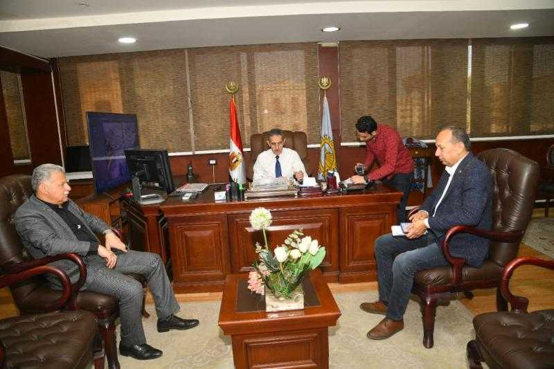 محافظ الغربية يلتقي أعضاء مجلس النواب لبحث مطالب المواطنين