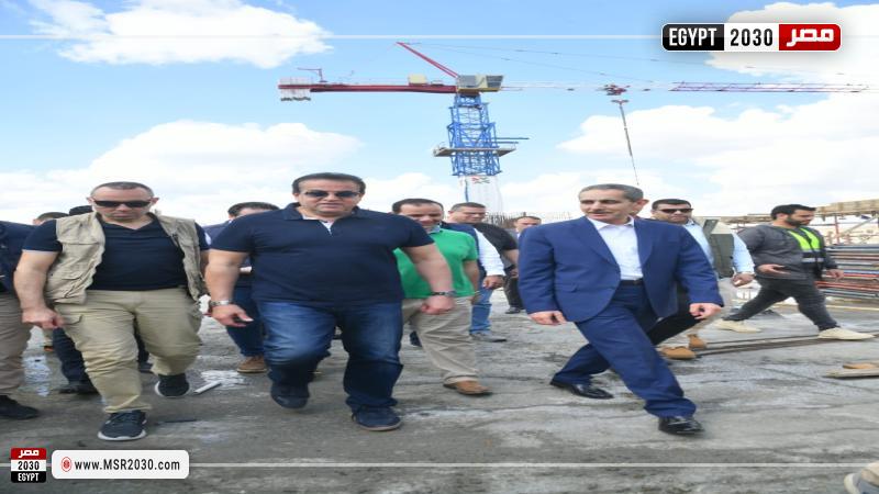 محافظ الغربية ووزير الصحة