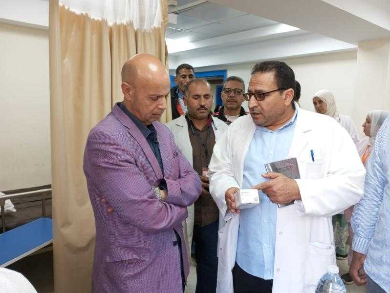 وكيل وزارة الصحة بالشرقية يتفقد سير العمل بمستشفى حميات الزقازيق