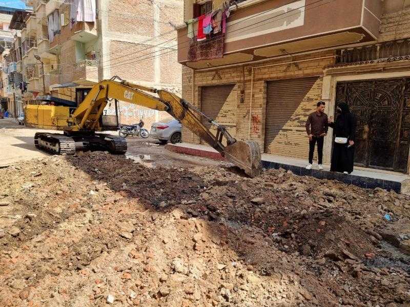 محافظ كفر الشيخ يتابع أعمال المرحلة الأولى من رصف شارع قويطة بدسوق
