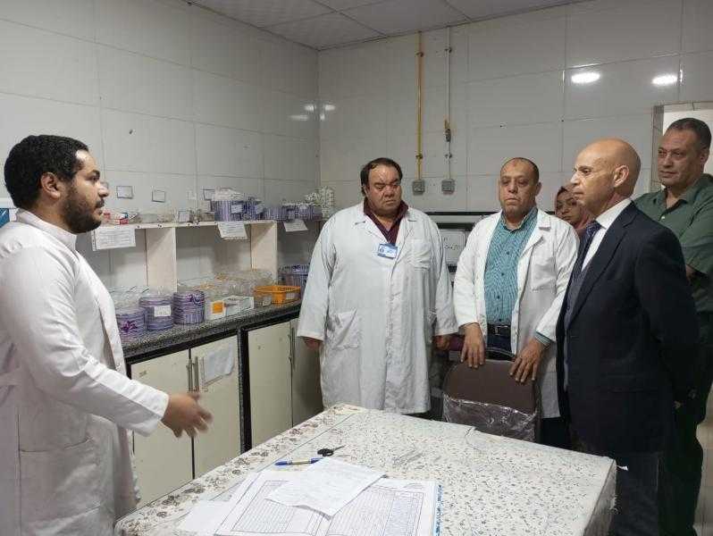 وكيل وزارة الصحة بالشرقية يتفقد مستشفيات الزوامل ومشتول السوق