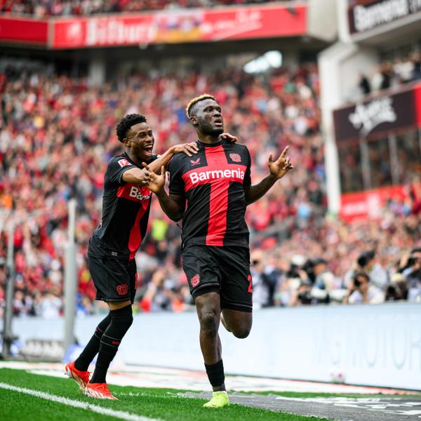 باير ليفركوزن يتوج رسميا بلقب الدوري الألمانى للمرة الأولى في تاريخه