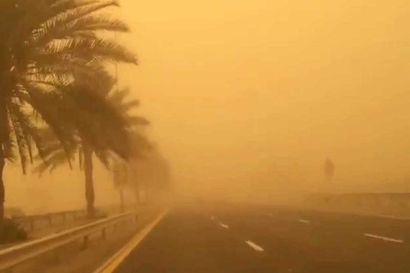عواصف ترابية 