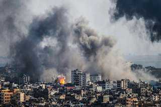 قصف إسرائيلي على مناطق واسعة بقطاع غزة.. تفاصيل