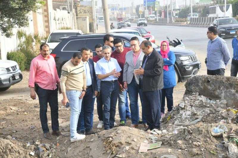 محافظ الغربية يتابع الأعمال بمحور أم القرى ويزيل كافة معوقات المرافق