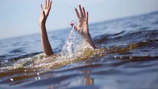 جهود مكثفة للإنقاذ النهري بقنا للبحث عن شابين... جهود مكثفة للإنقاذ النهري بقنا للبحث عن شابين غرقا في قناطر نجع حمادي