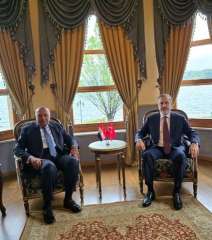 وزير الخارجية يعقد مباحثات مغلقة مع نظيره التركي